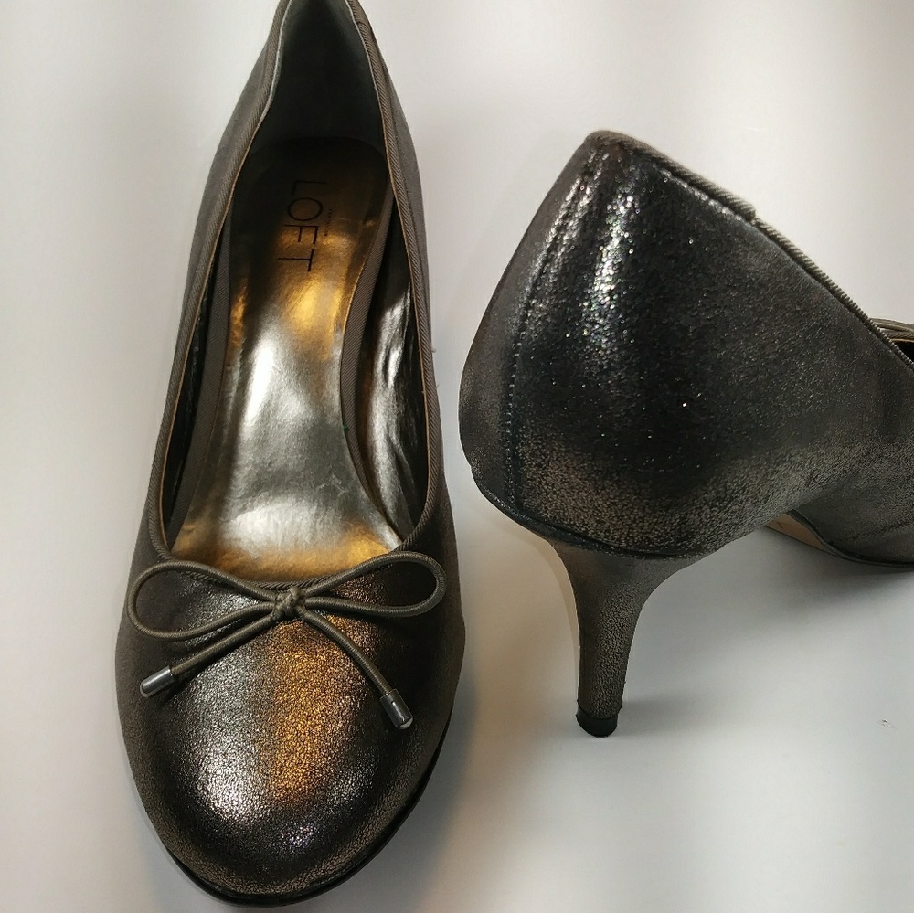 Metallic Silver Pumps~ Loft